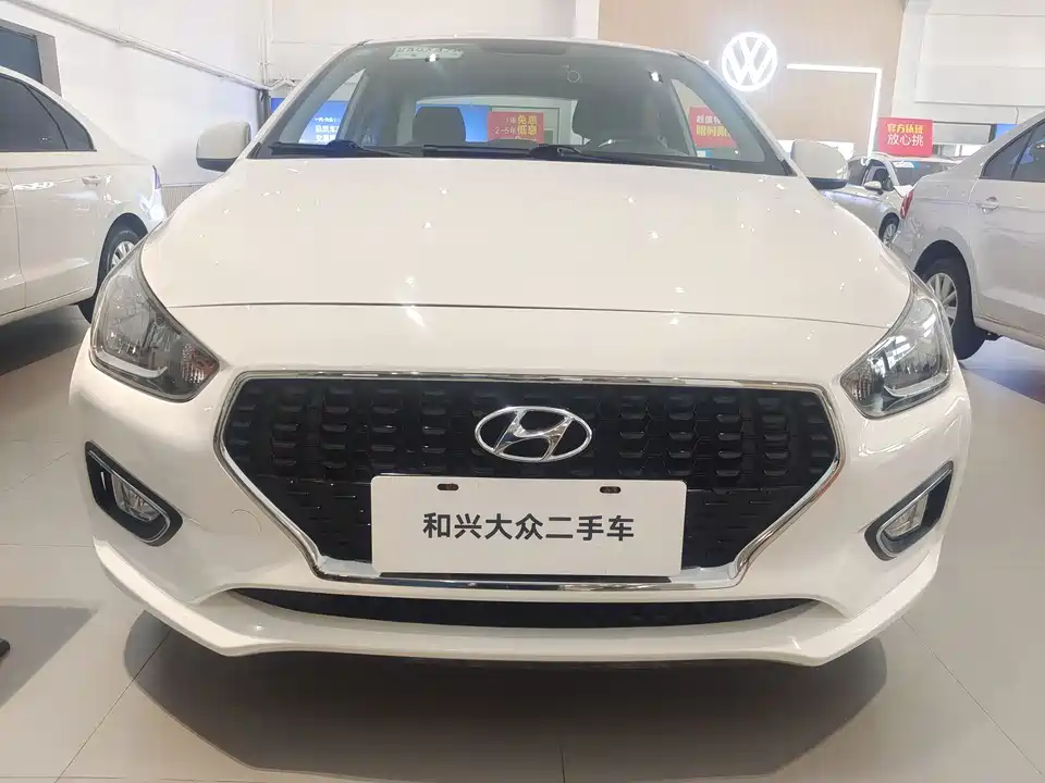 Hyundai Rena