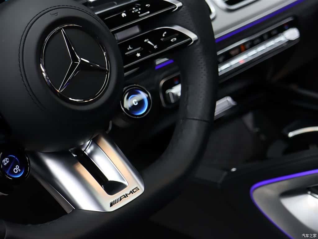 Mercedes-Benz GLE, 2025 9