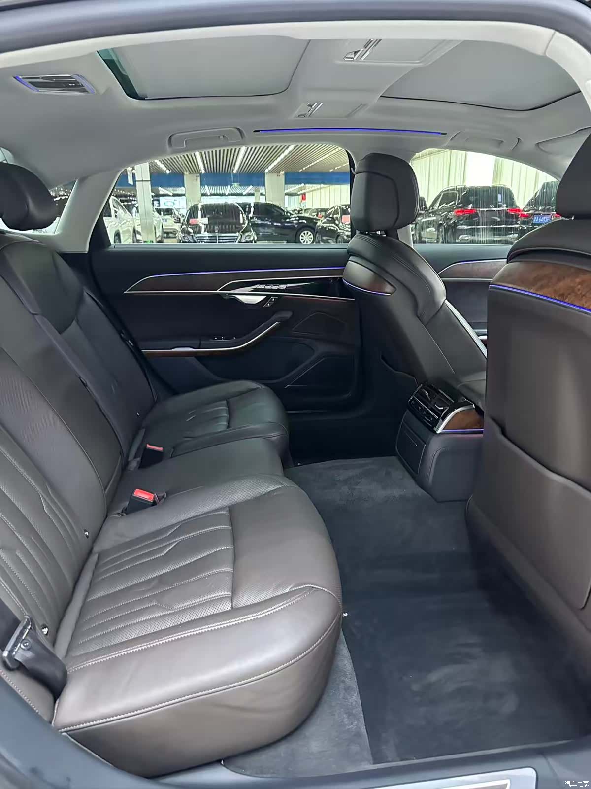 Audi A8L, 2019 12
