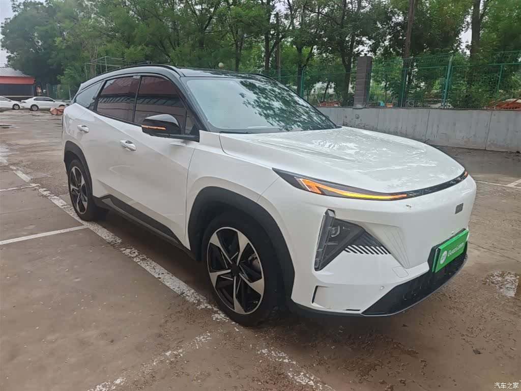 Geely Galaxy L7, 2023 22