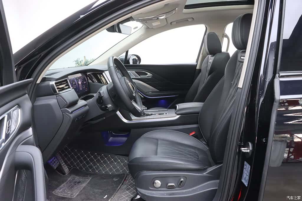 Hongqi HS7, 2024 13