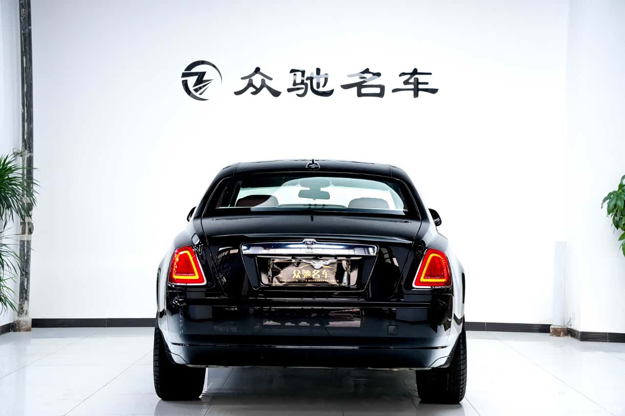 Rolls-Royce Ghost, 2017 11