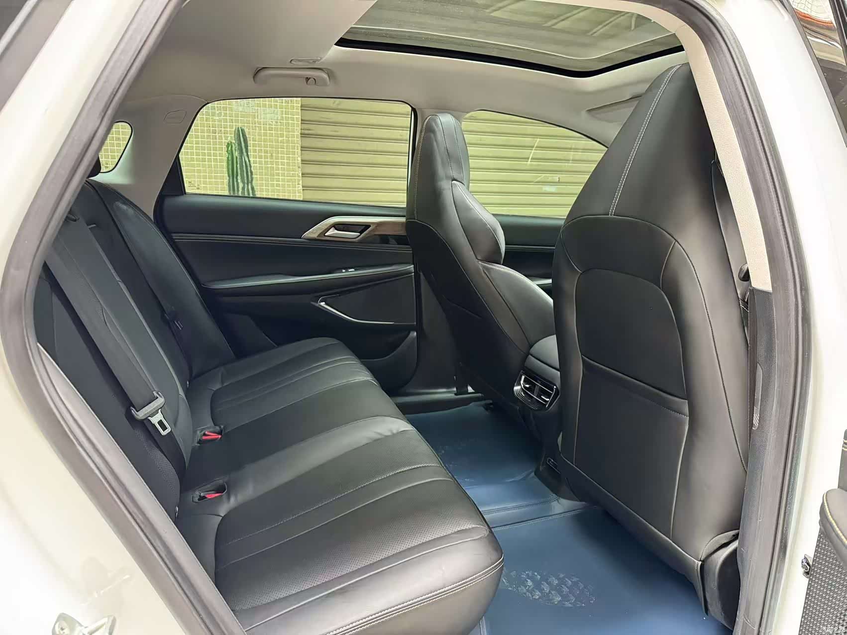Xpeng P5, 2022 7