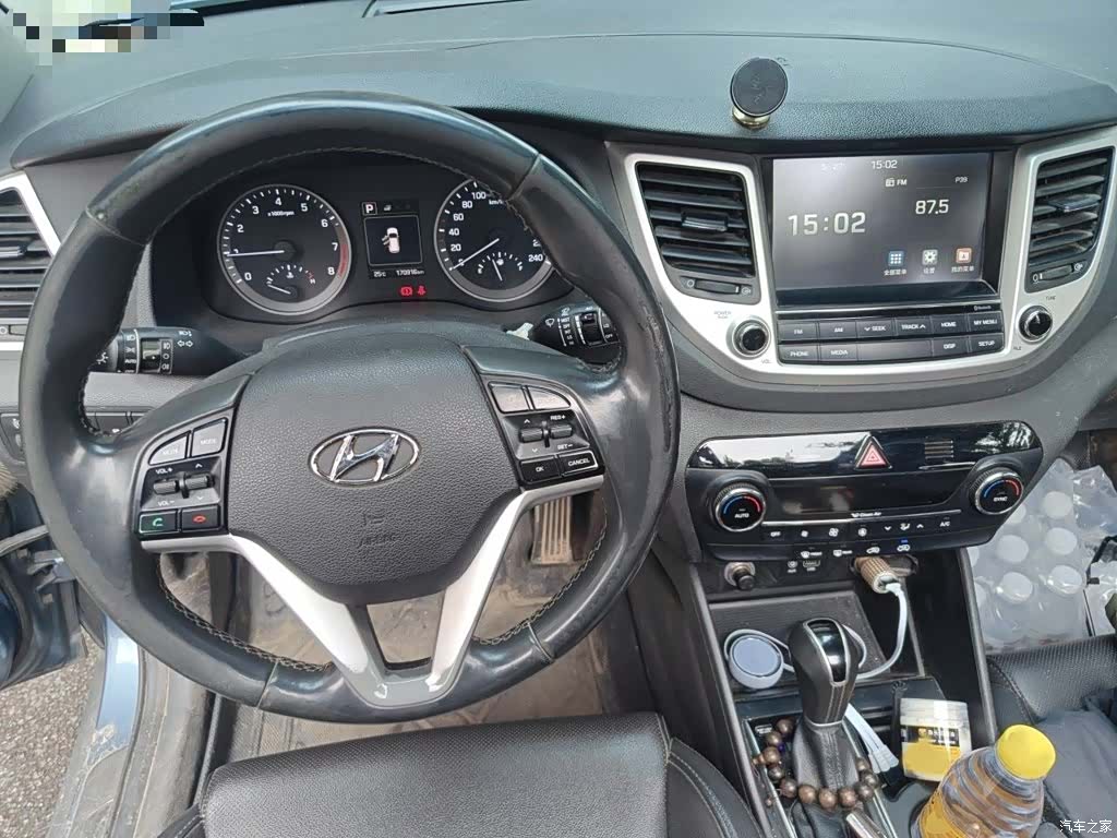 Hyundai Tucson, 2015 3