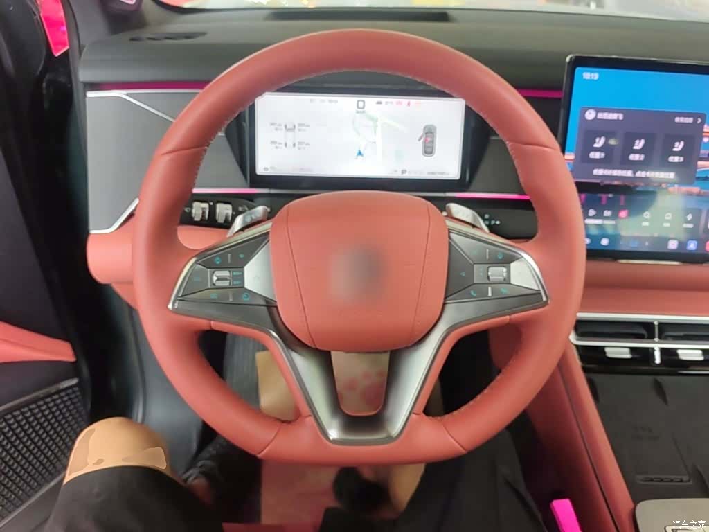 BYD Tang, 2025 11
