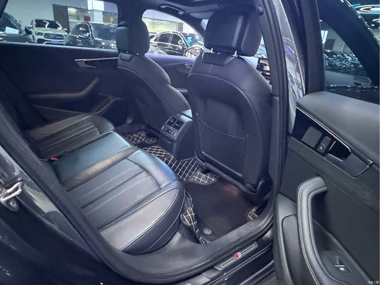 Audi A4L, 2023 11