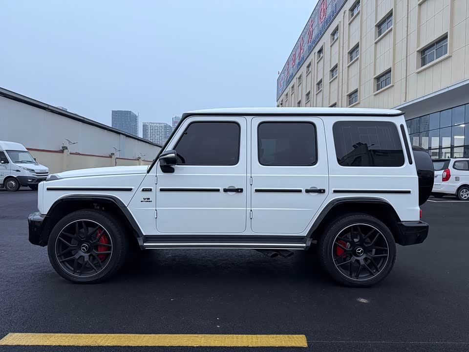Mercedes-Benz G-class