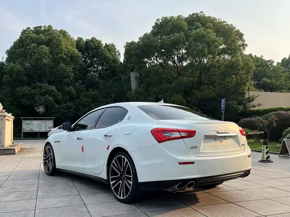 Maserati Ghibli