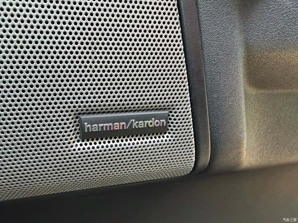 Land Rover Discovery, 2012 11
