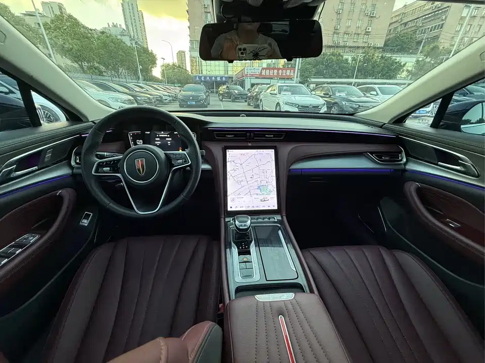 Hongqi H5
