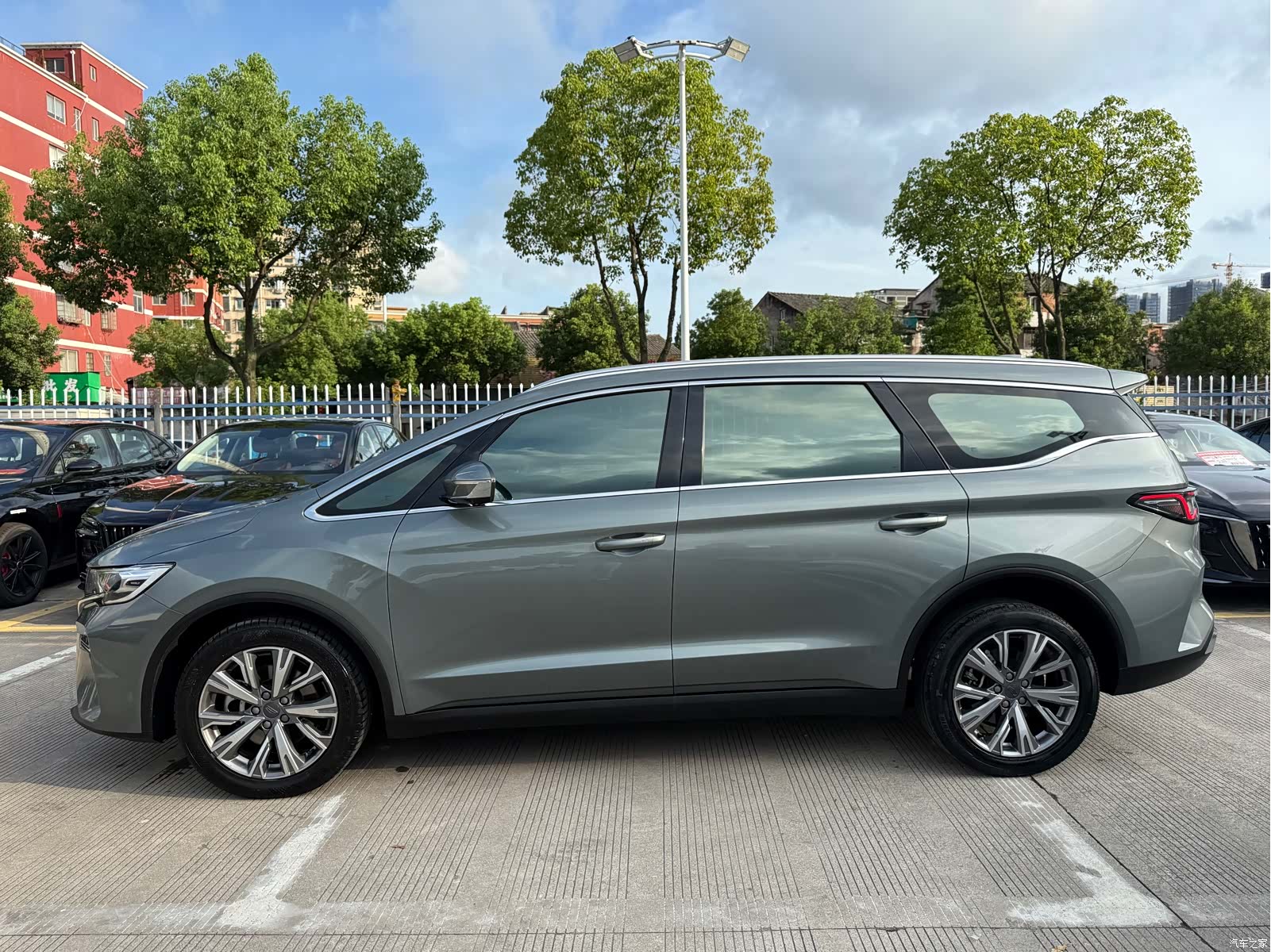 Geely Jiaji, 2023 4