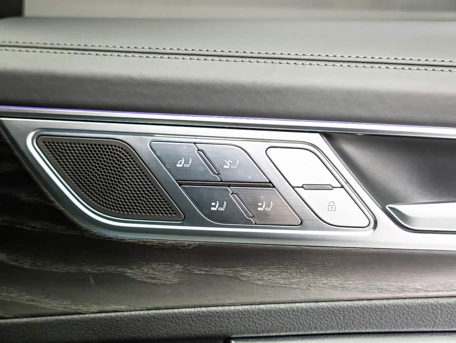 Audi A6L 2024, фото 16