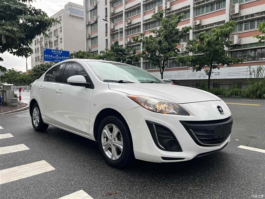 Mazda 3, 2015 12