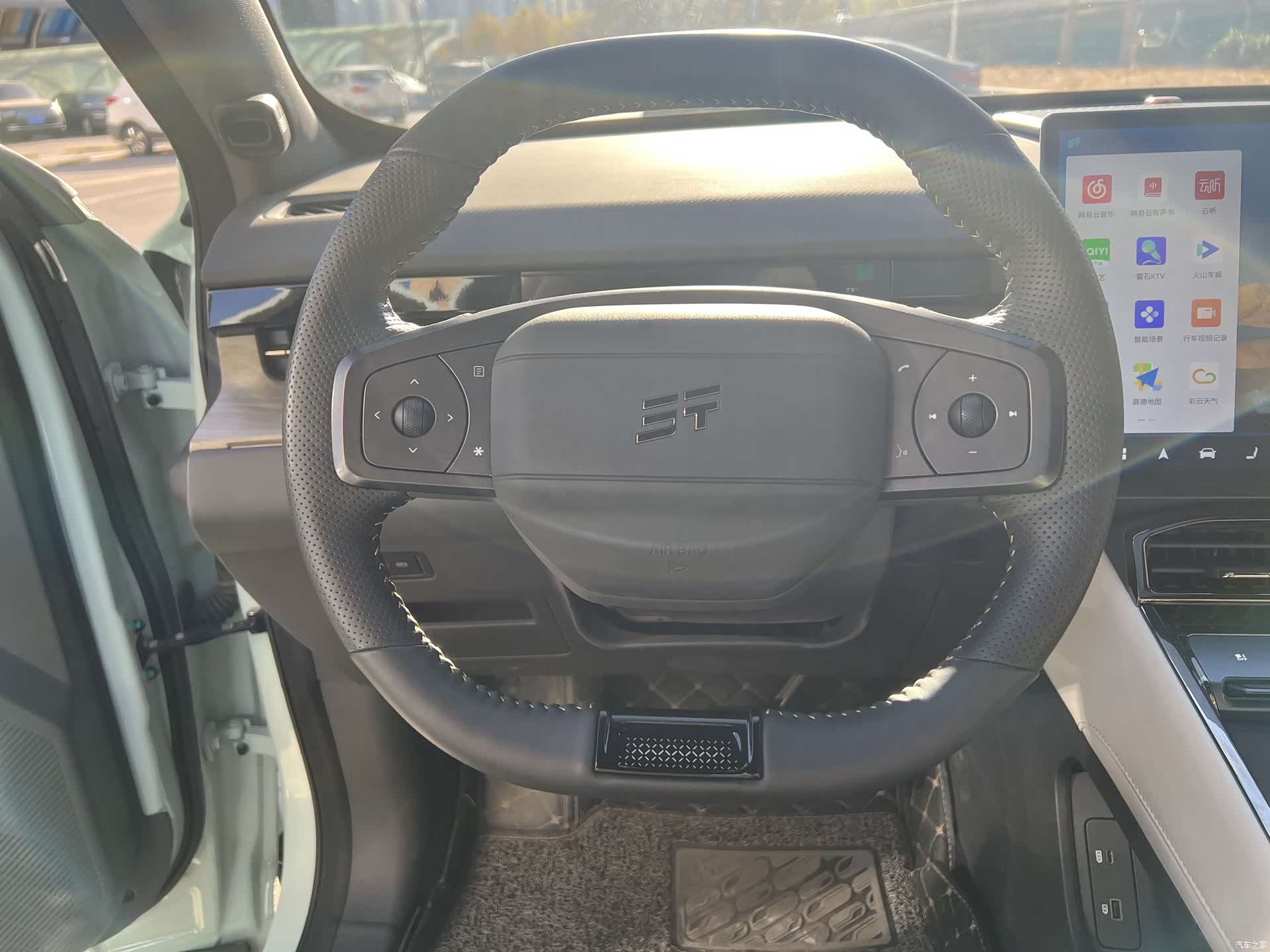 Jetour L6, 2025 8