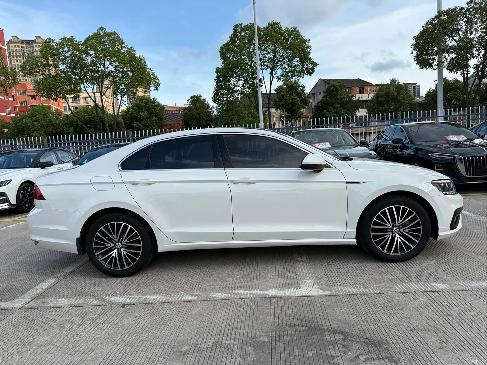 Volkswagen Lamando, 2019 4