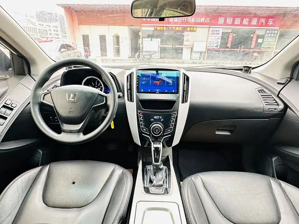 Luxgen Excellent 6 SUV