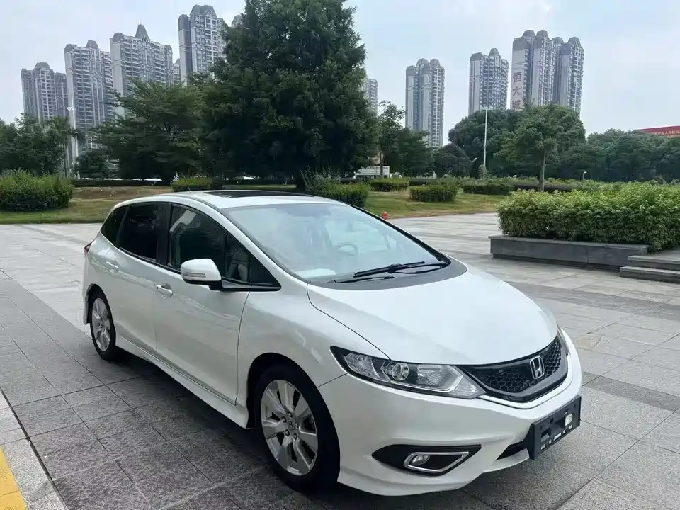 Honda Jade