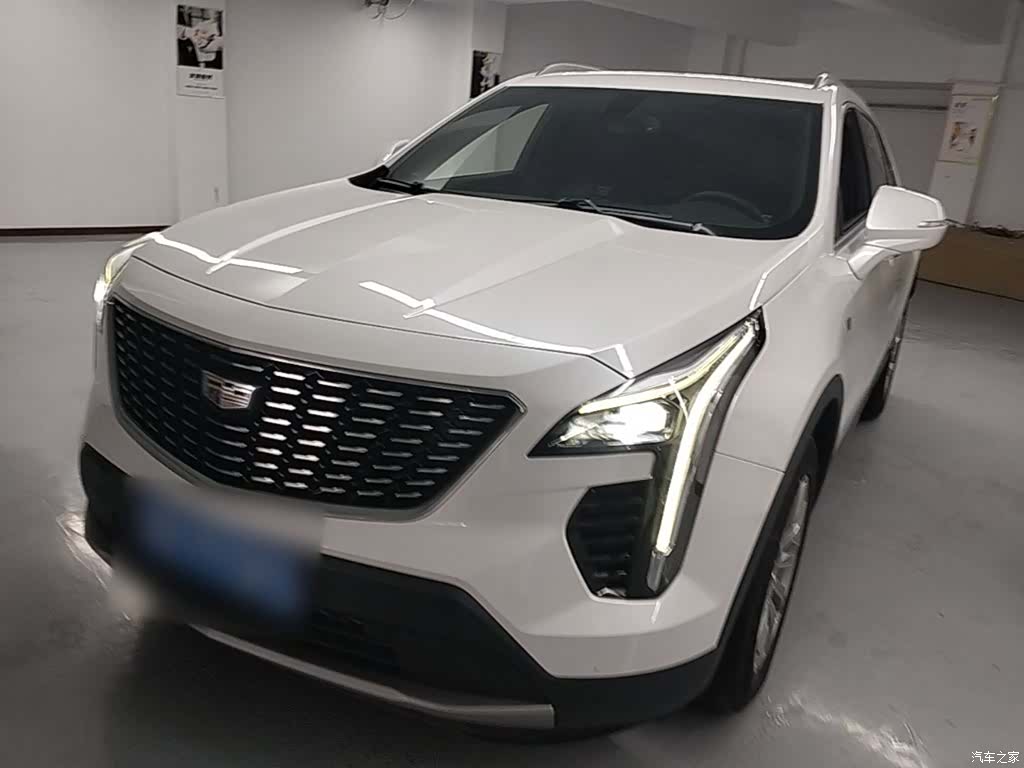 Cadillac XT4, 2021 2