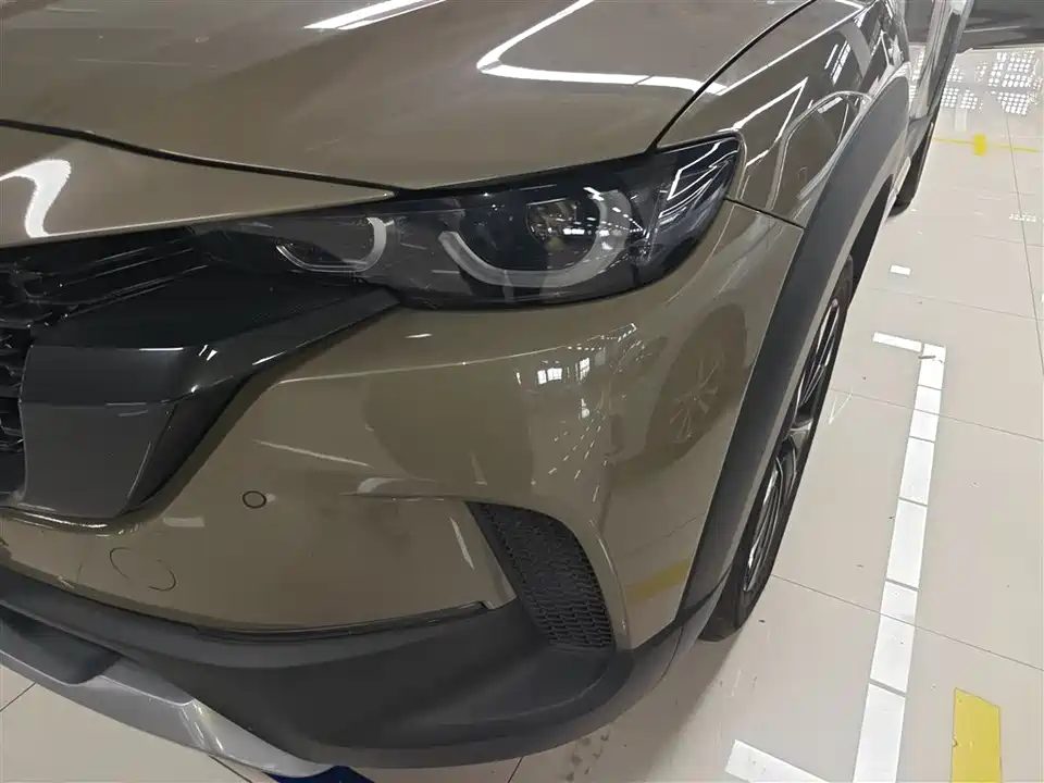 Mazda CX-50 line also