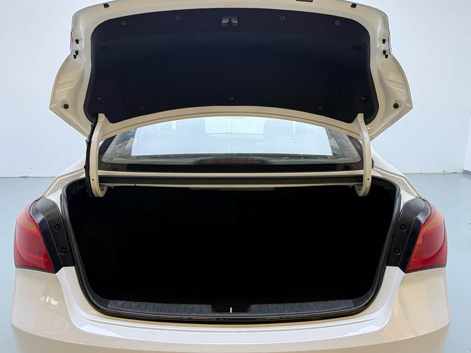 Hyundai Name picture