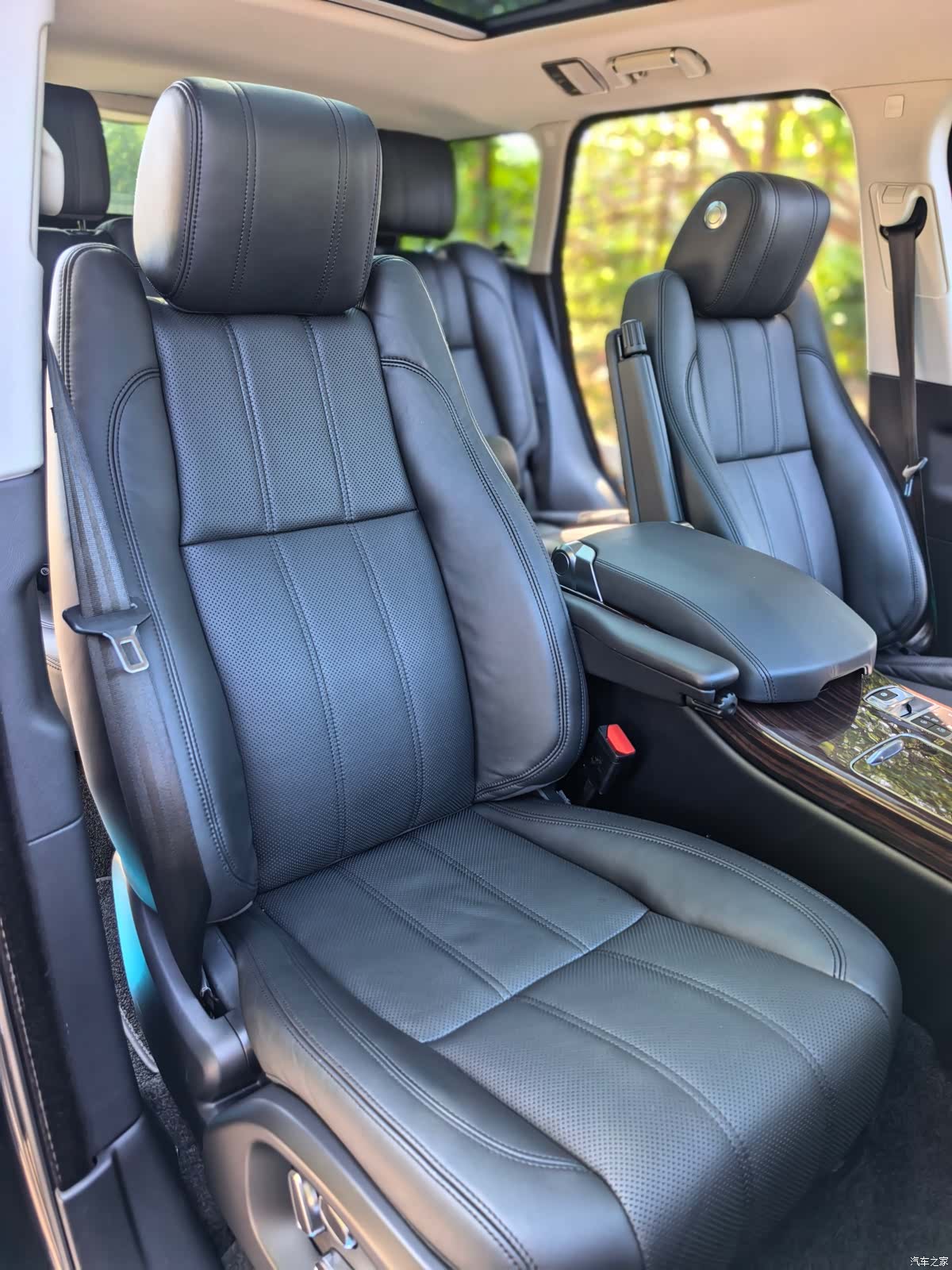 Land Rover Range Rover, 2015 10