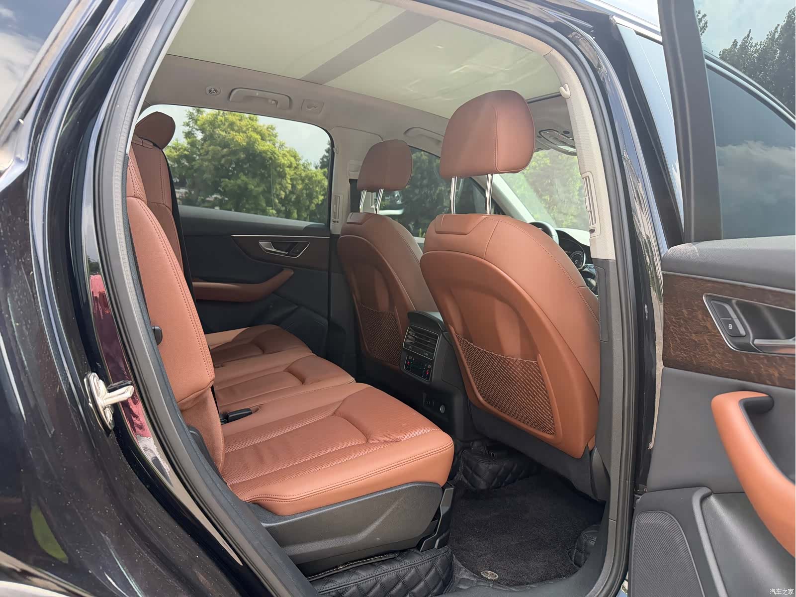 Audi Q7, 2021 11