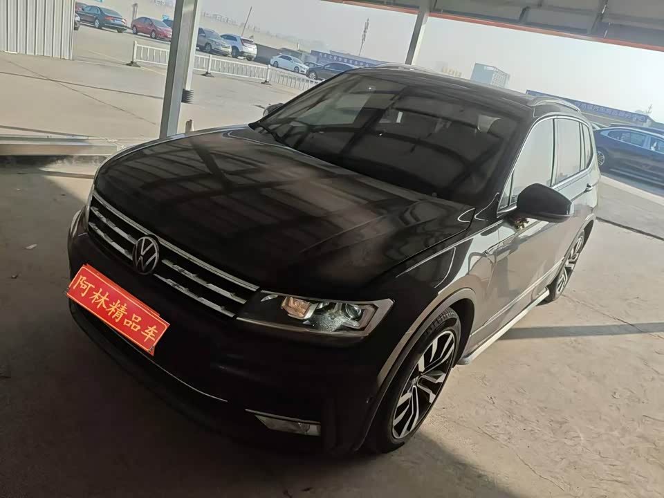 Volkswagen Tiguan L