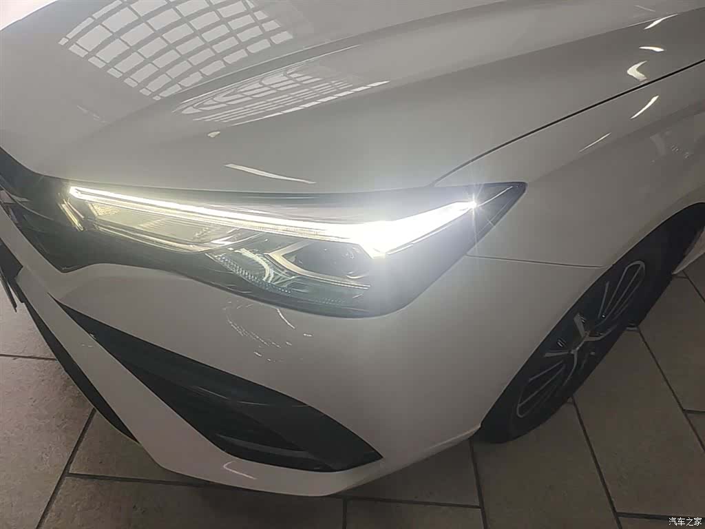 Roewe i5, 2021 24