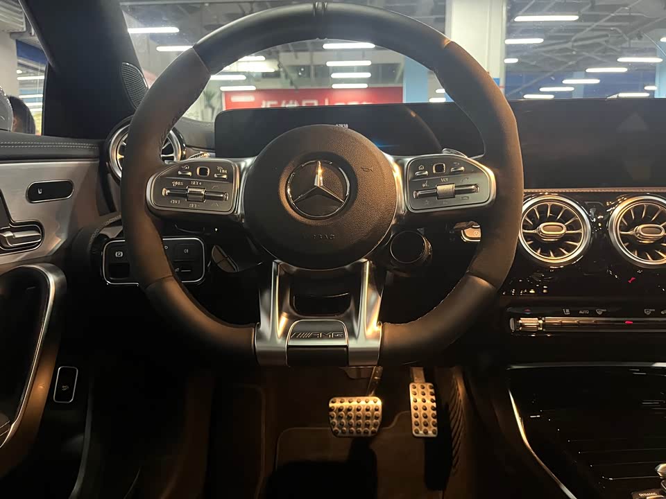 Mercedes-Benz CLA AMG
