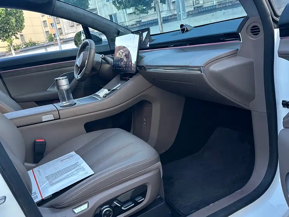 HarmonyOS Wisdom World R7