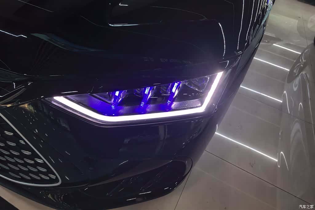 BYD Han, 2023 все фото