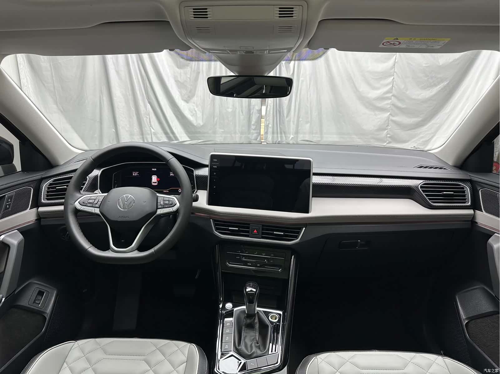 Volkswagen Tayron, 2022 все фото