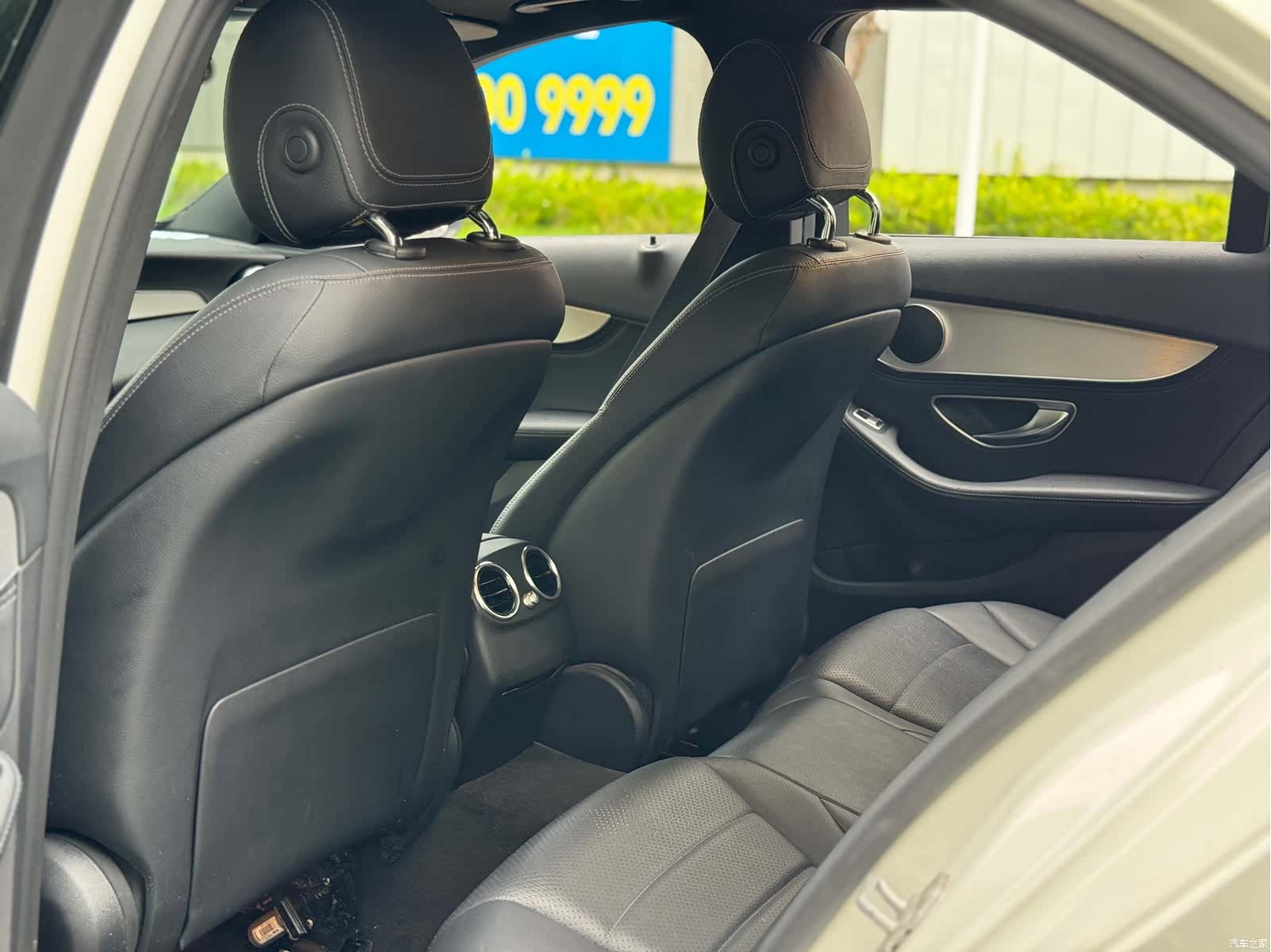 Mercedes-Benz C-Class, 2015 6