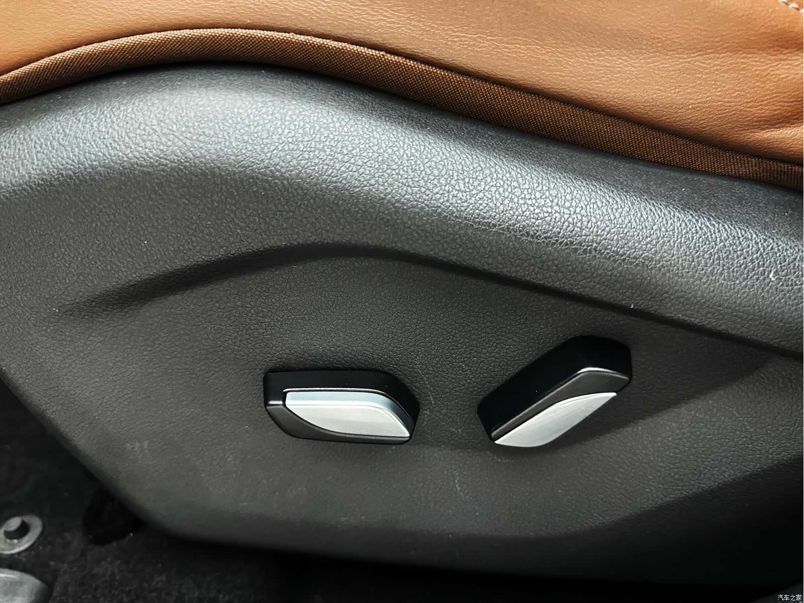 Geely X6, 2021 12