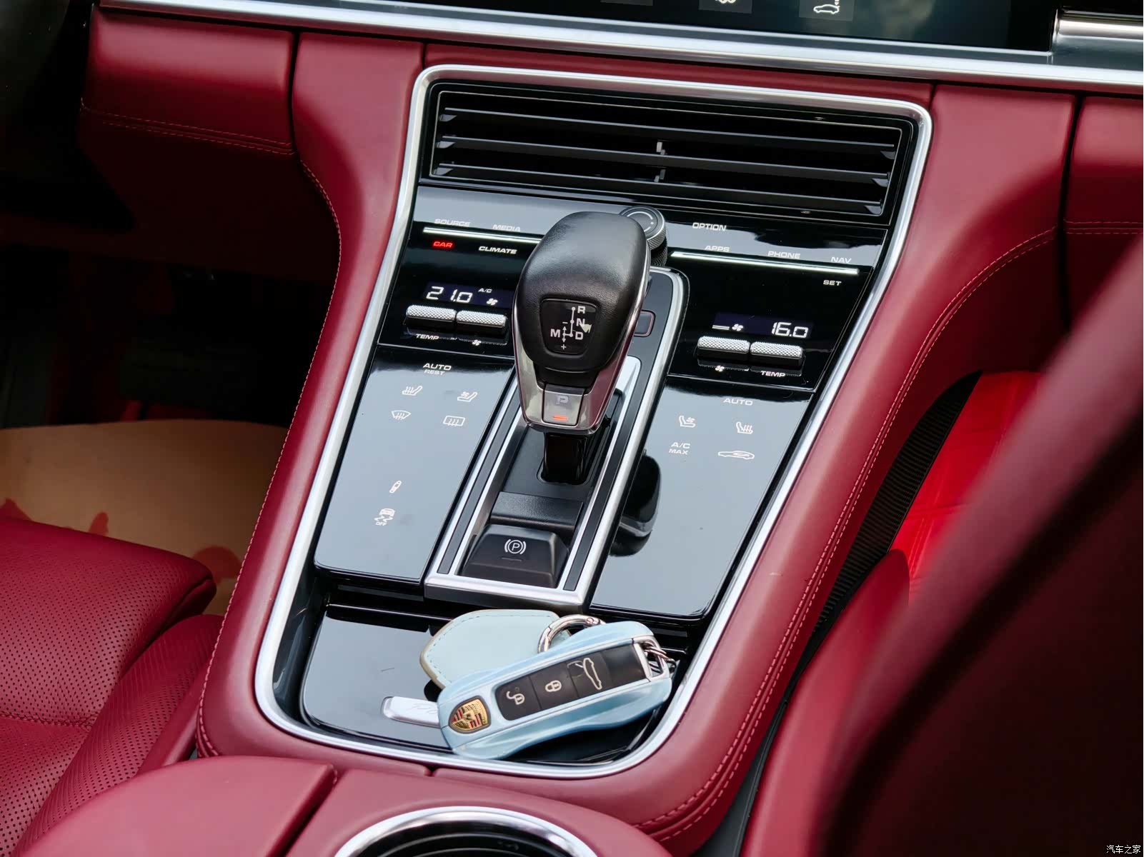 Porsche Panamera, 2018 15