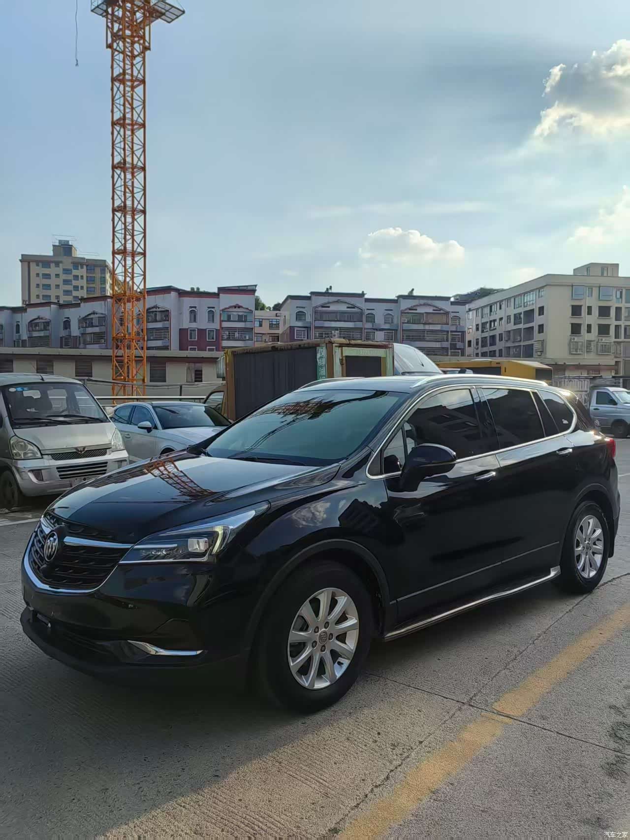 Buick Envision Plus, 2020 1
