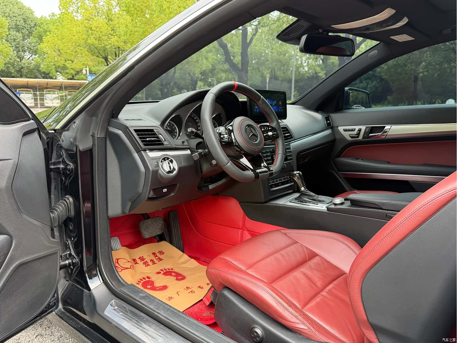 Mercedes-Benz E-Class, 2011 9