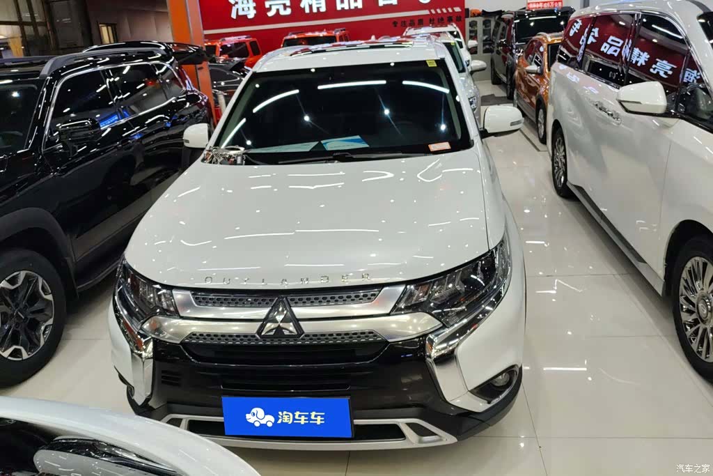 Mitsubishi Outlander, 2020 2