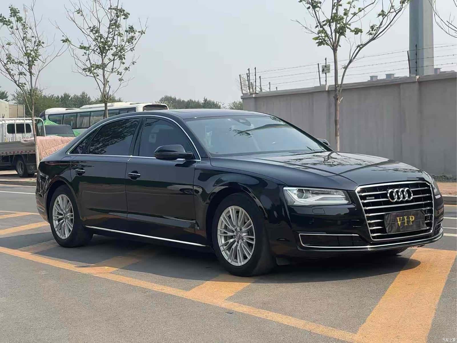 Audi A8L, 2014 3