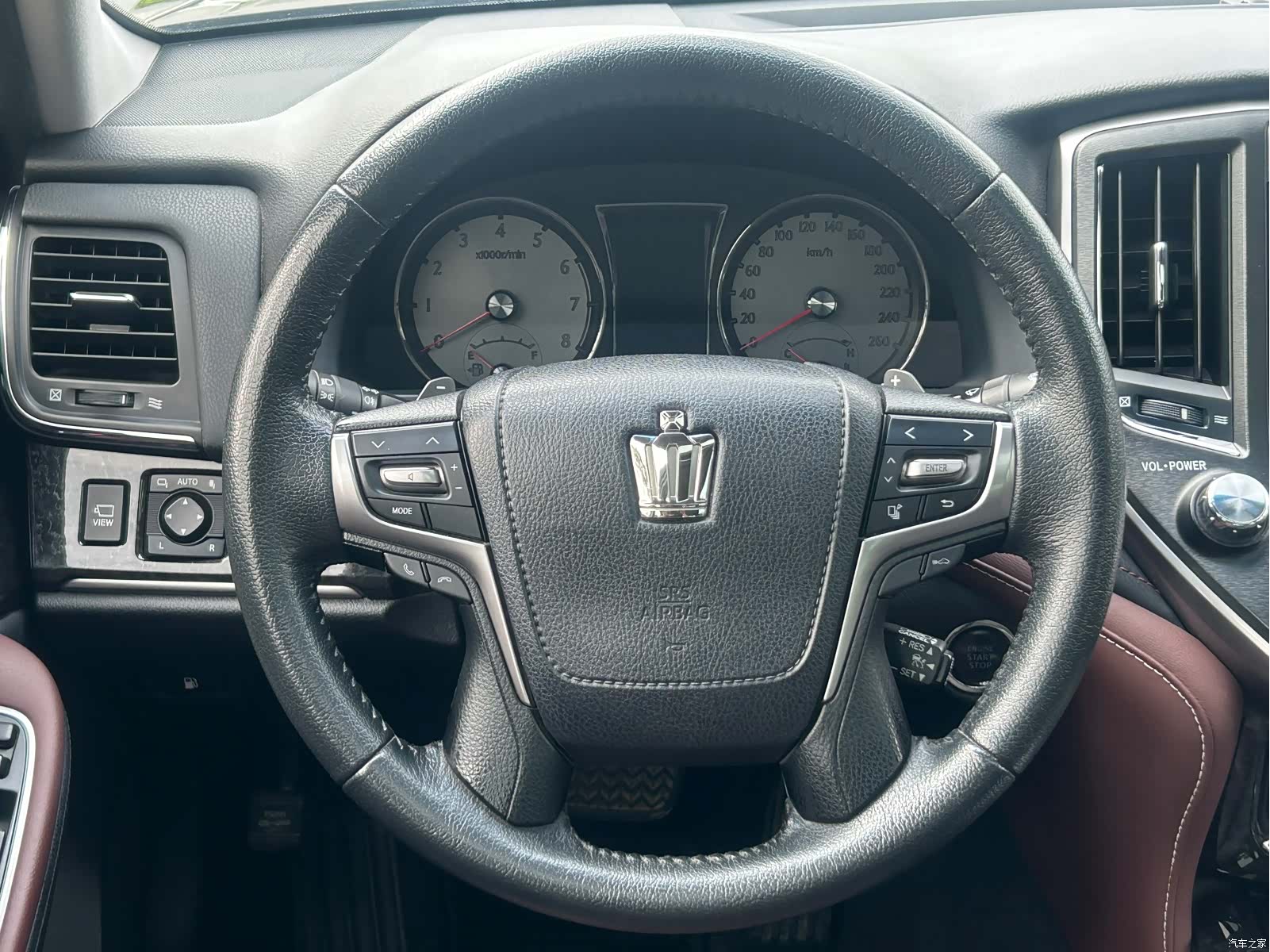Toyota Crown, 2019 9
