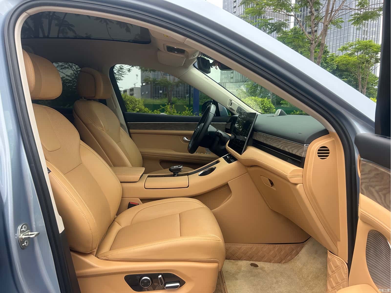 AITO M5, 2022 10