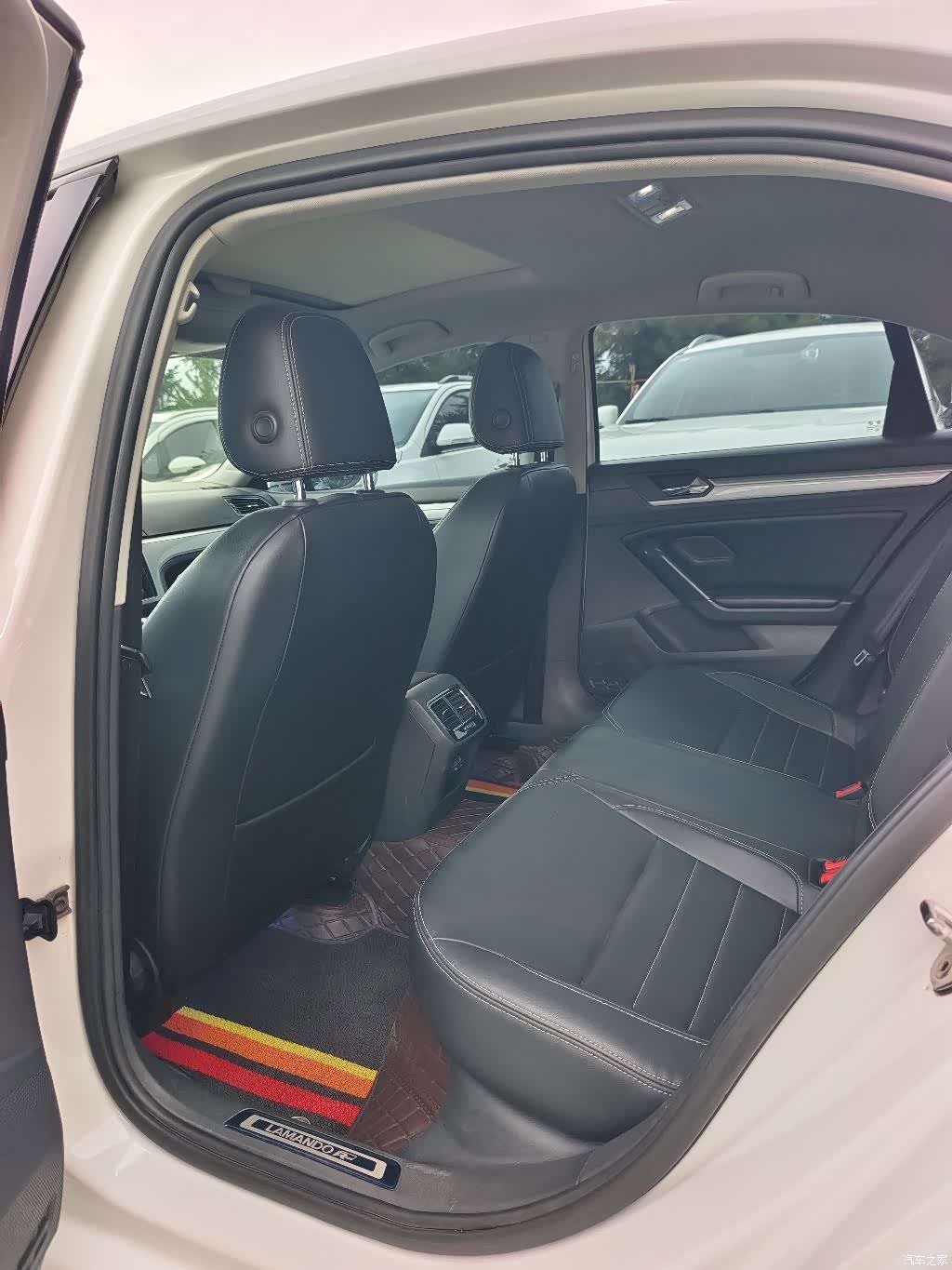 Volkswagen Lamando, 2016 6