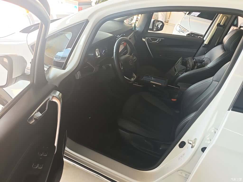 Geely X3, 2019 16