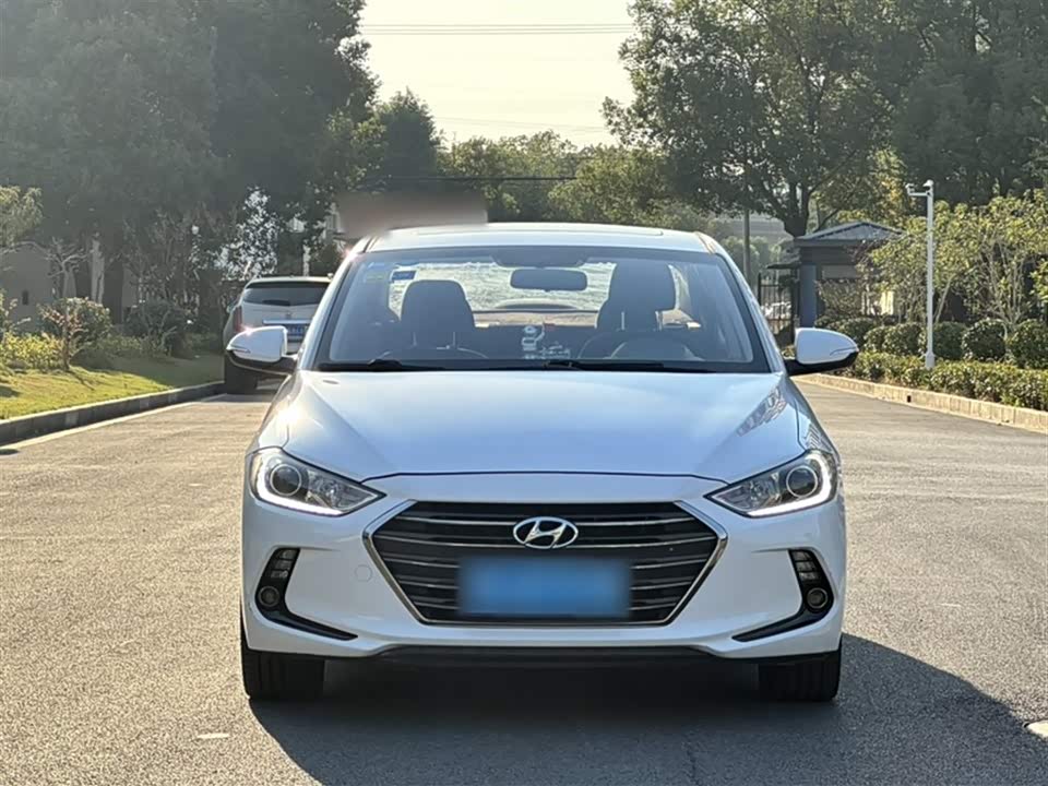 Hyundai Lead