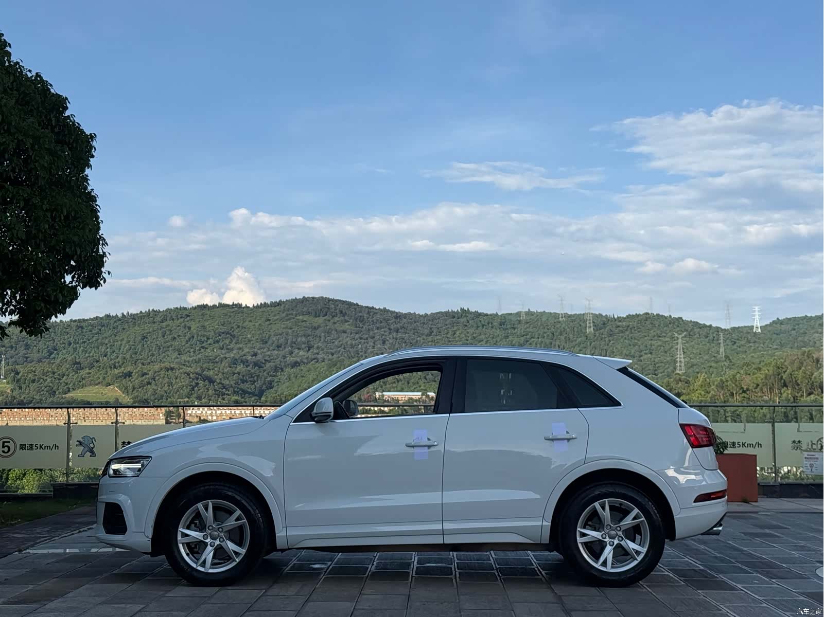 Audi Q3, 2017 10