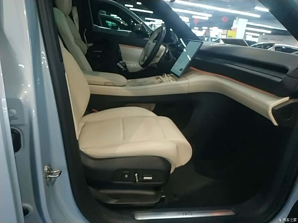 NIO ES6, 2023 25