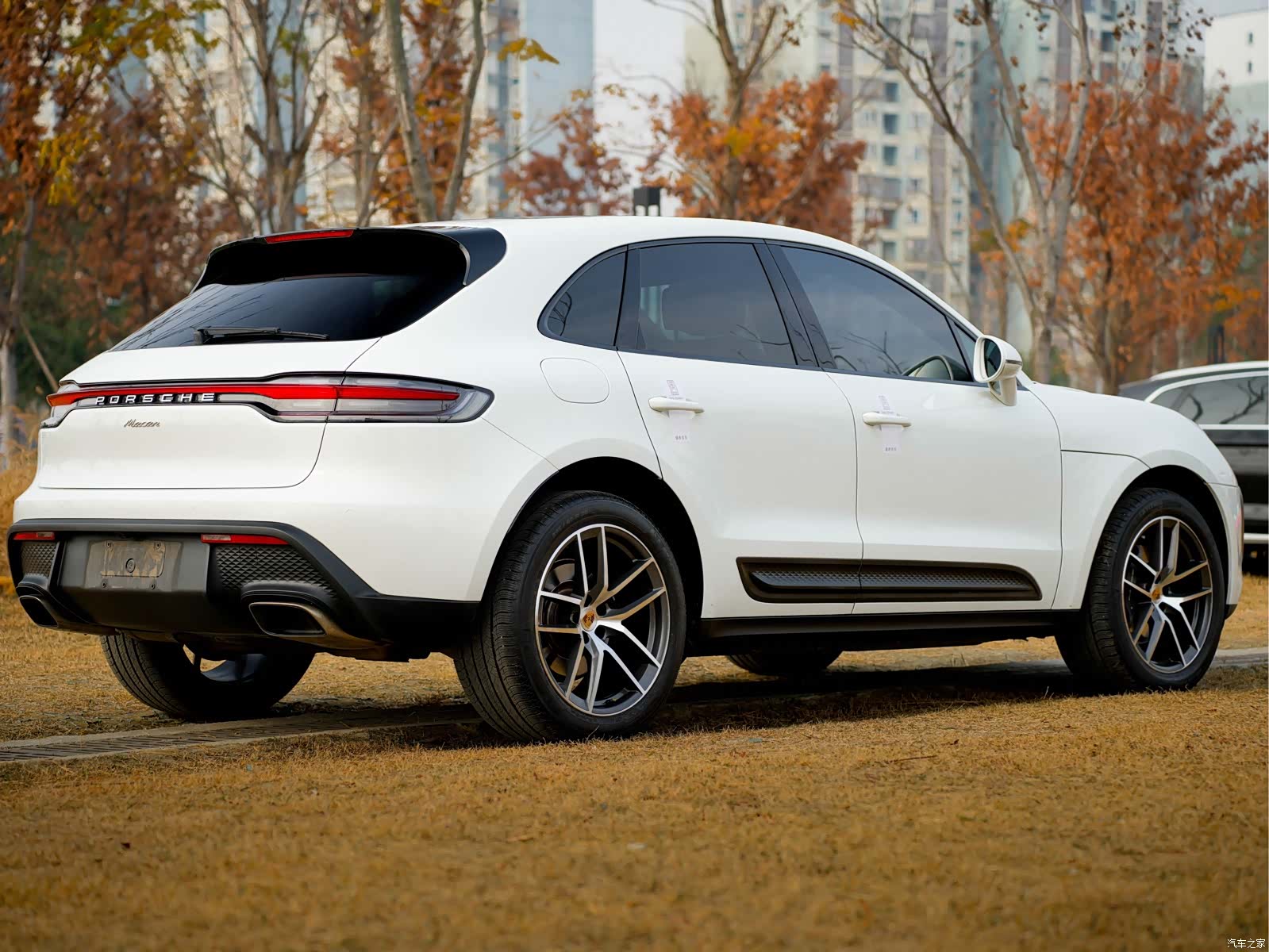 Porsche Macan, 2022 10