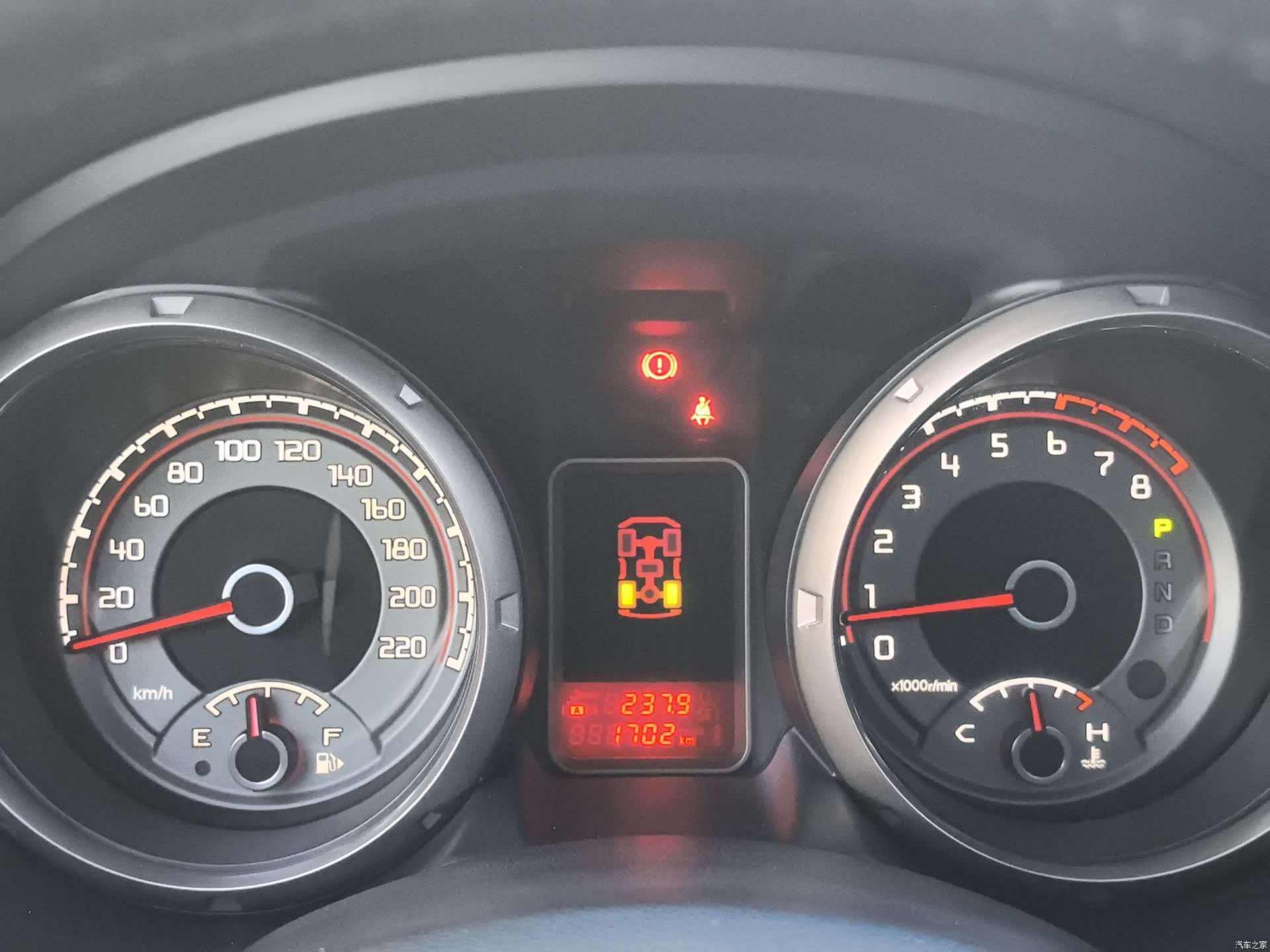 Mitsubishi Pajero, 2025 20