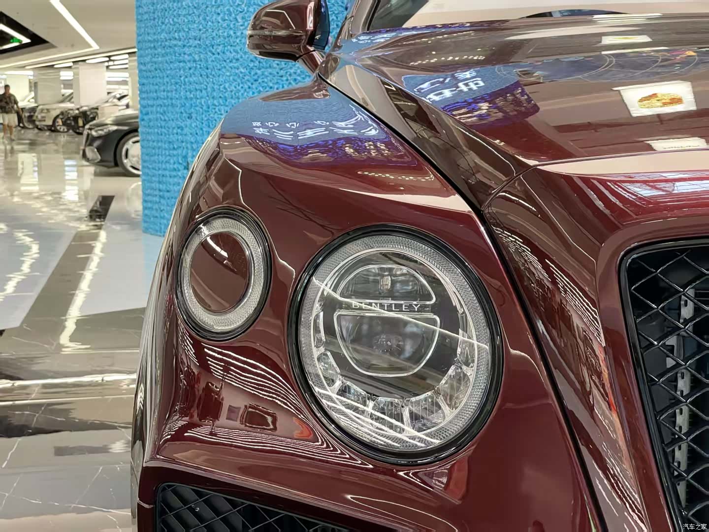 Bentley Bentayga, 2019 6