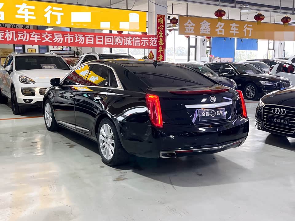 Cadillac XTS
